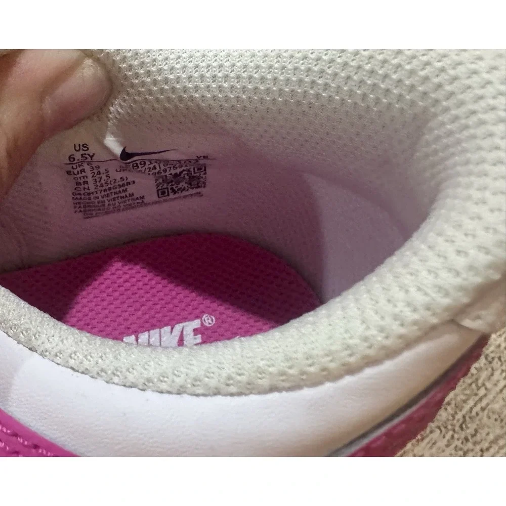Nike Dunk Sneakers Kids Boys Sz 6.5Y Hot Pink White Lace Up Low Top Active Shoes